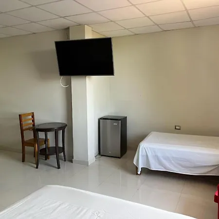 Hospedaje Bolognesi Piura Exterior photo
